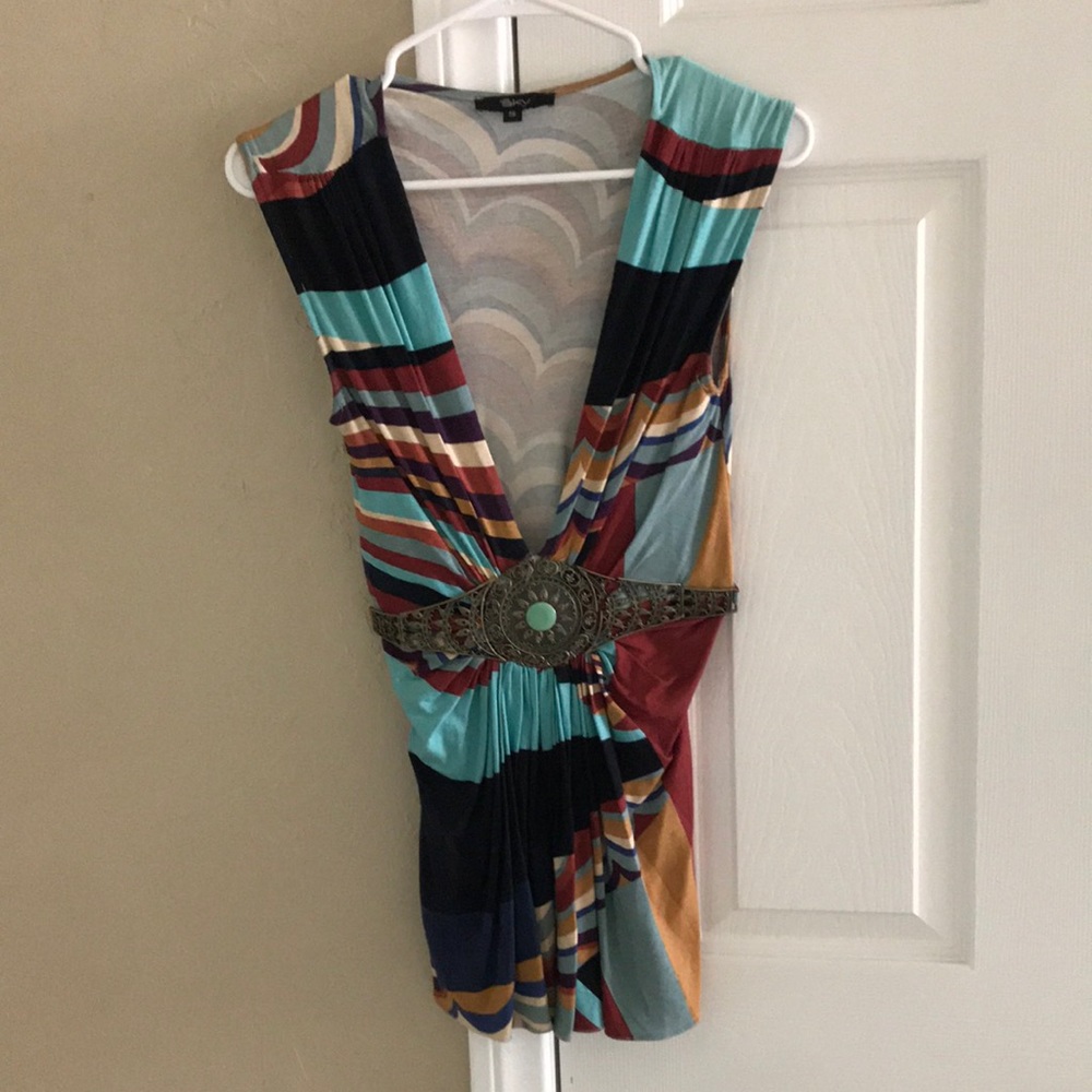SKY Top size small